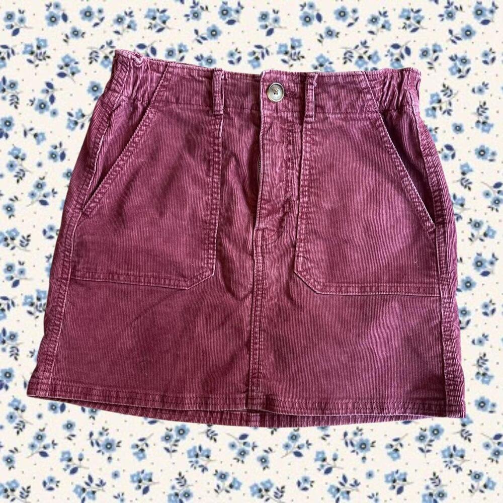 American Eagle Raspberry Corduroy mini skirt Size 0